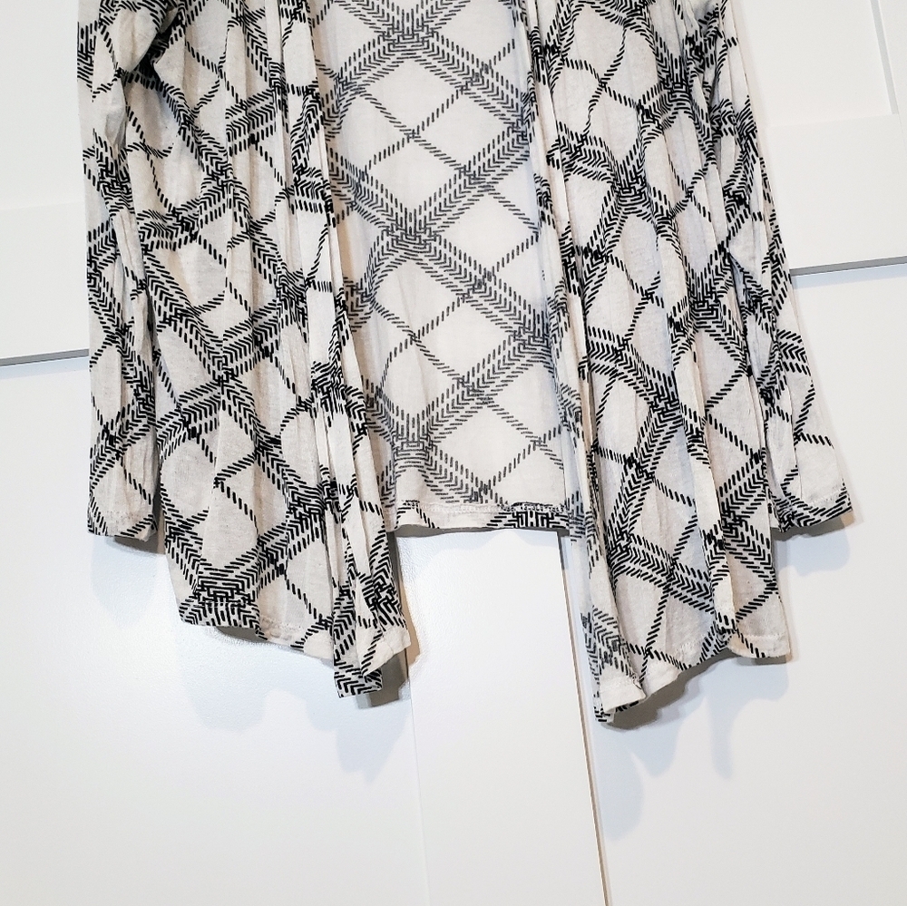 Mud Pie Open Front Cardigan Size Medium Black White Stretch Diamond Prin… - Picture 3 of 9